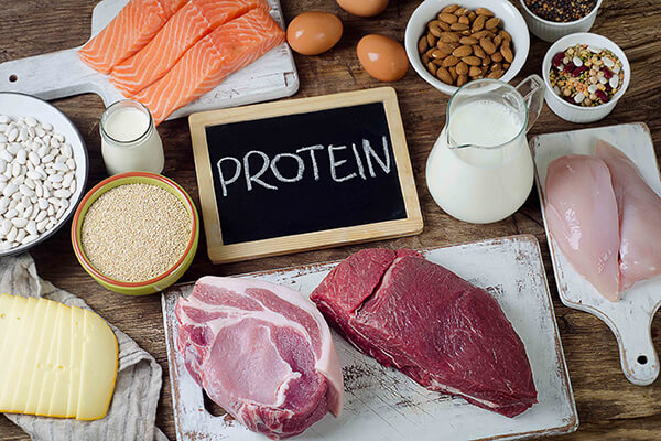 Ăn ít protein là một trong những nguyên nhân chính gây rụng tóc